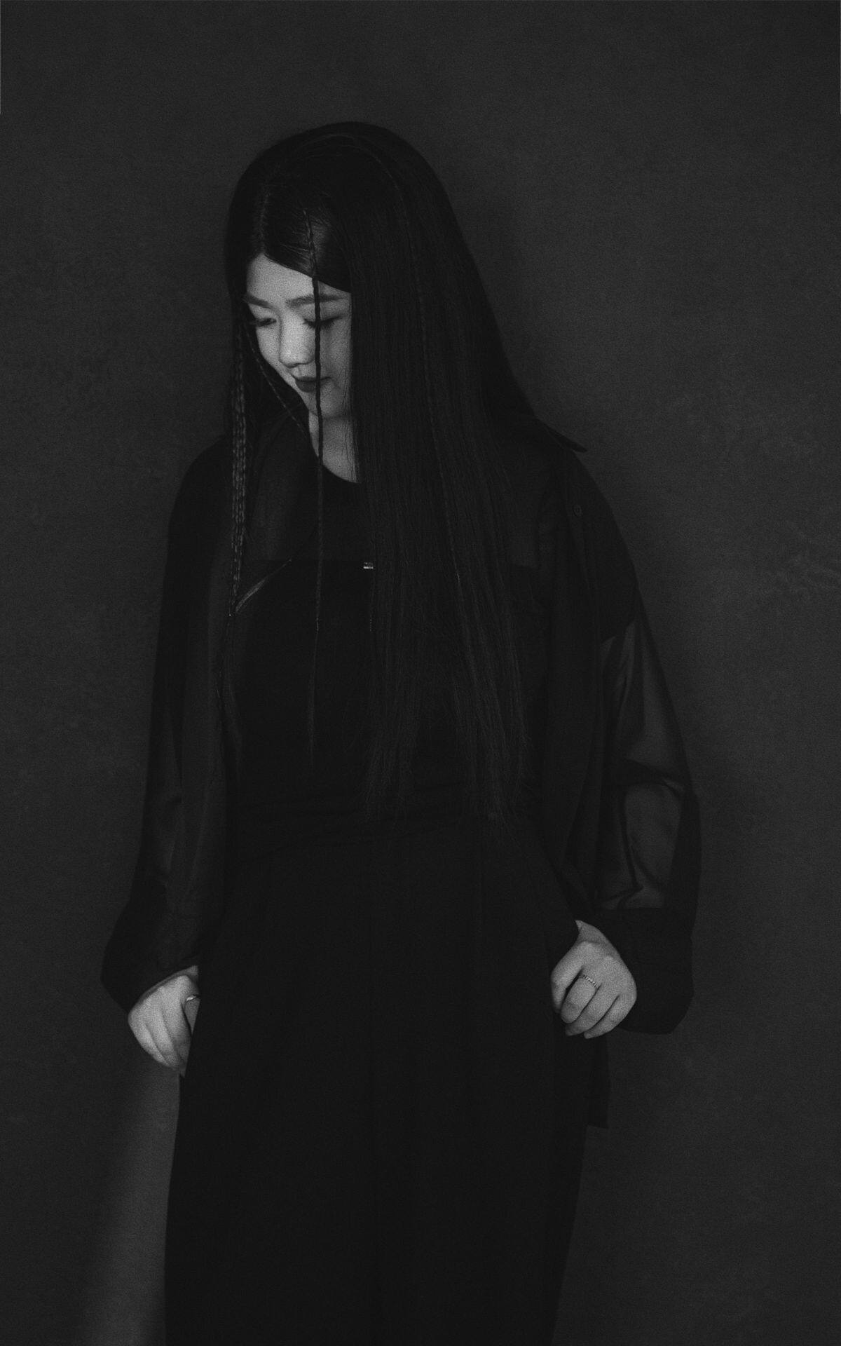 極彩燦白視界